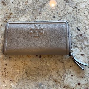 Tory Burch wallet